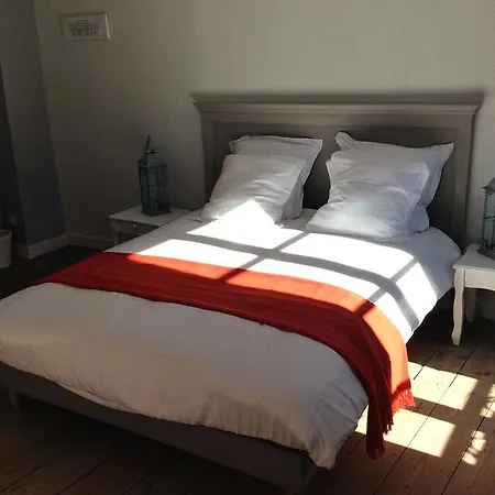 La Bed & Breakfast 3*
